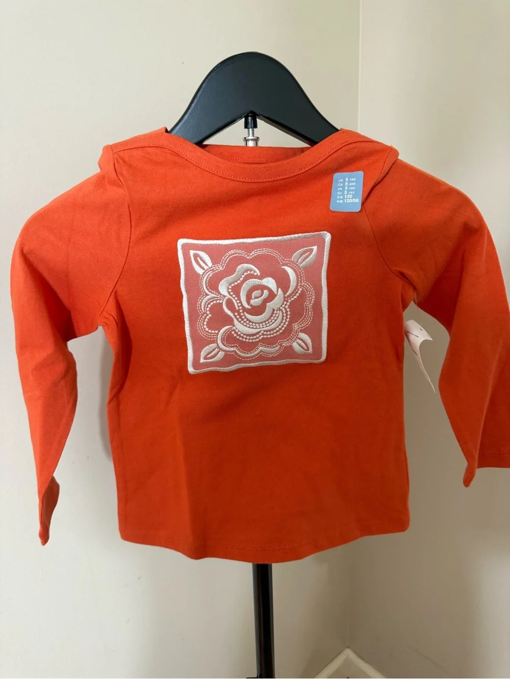 NWT GAP Girls Tops Bundle - size 5T , 5 pieces